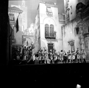 Beeld van een opera uitvoering in de Scala te Milaan, Bestanddeelnr 254-5336
