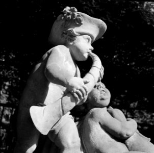 Beeld gemaakt door Johann Peter Wagner in de tuin van Residenz Würzburg, Bestanddeelnr 254-3961