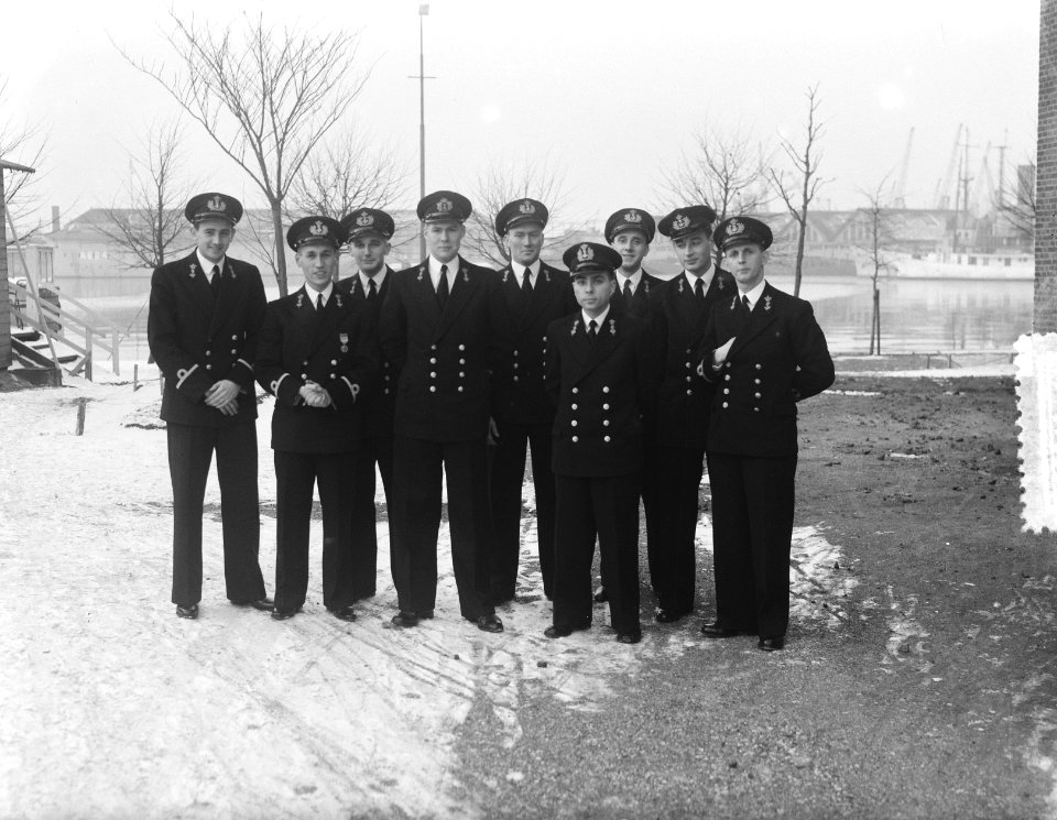 Beediging officieren Kattenburg. Groepje, Bestanddeelnr 905-4793