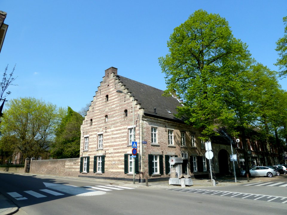 Beek (Limburg)-Burg. Janssenstraat 2 (3)