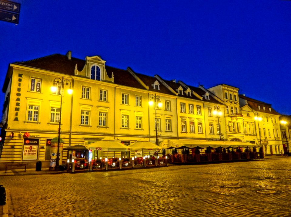 Bdg StaryRynek noc 7 07-2013