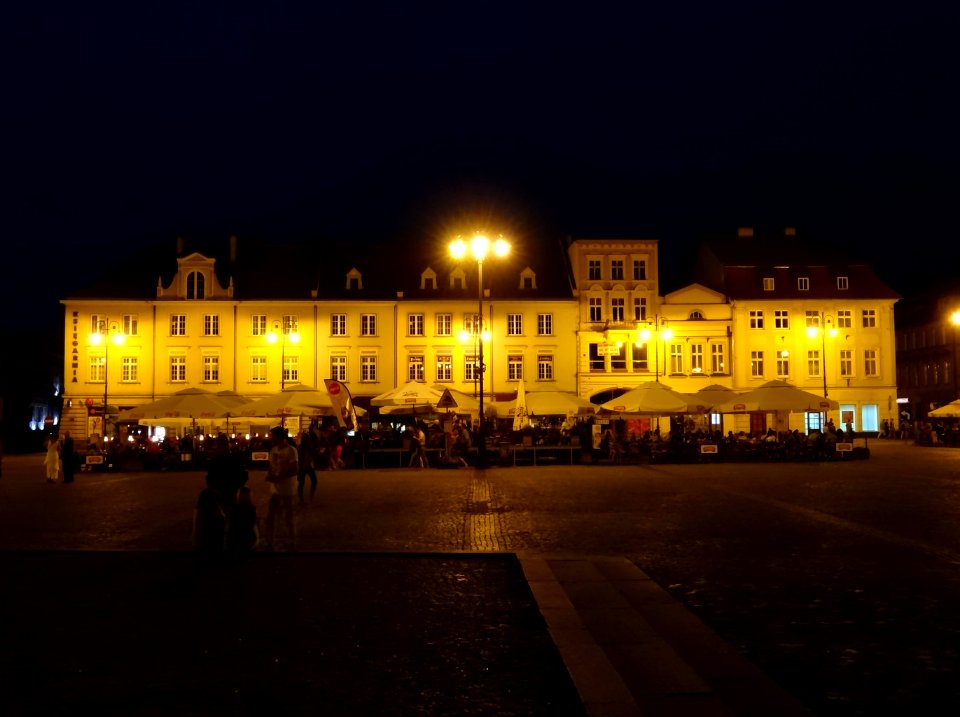 Bdg StaryRynek noc 5 07-2013