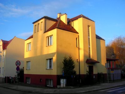 Bdg Skrzetusko ul. Wyczółkowskiego 04-2013a