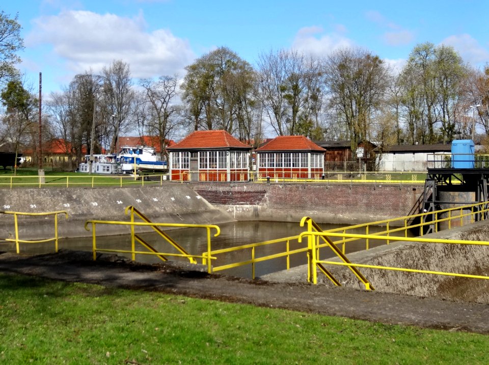 Bdg sluza Czyzkowko 3 4-2015