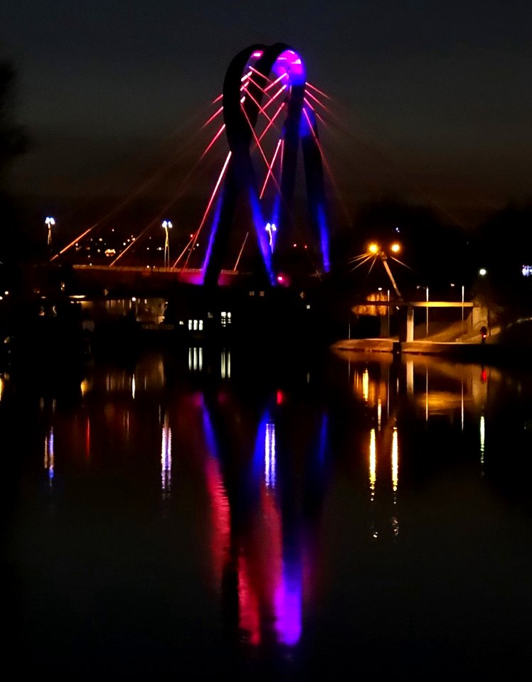 Bdg TUpylon noc 1 12-2013