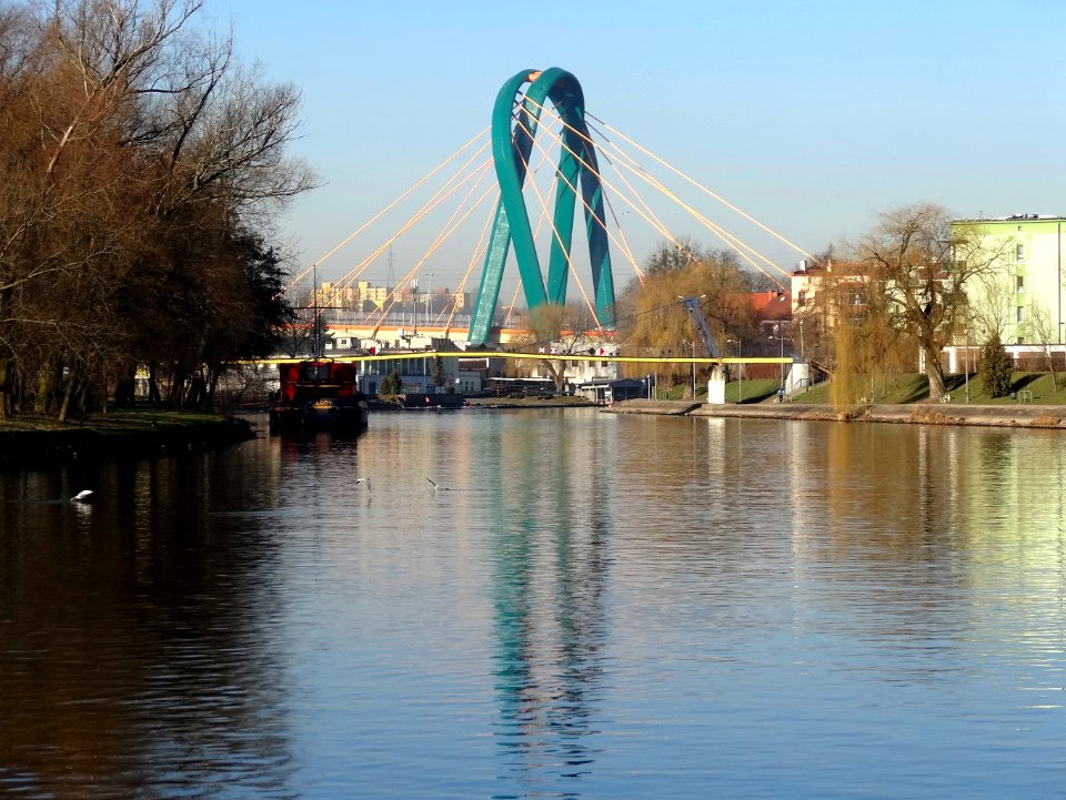 Bdg pylon TU 7 03-2014