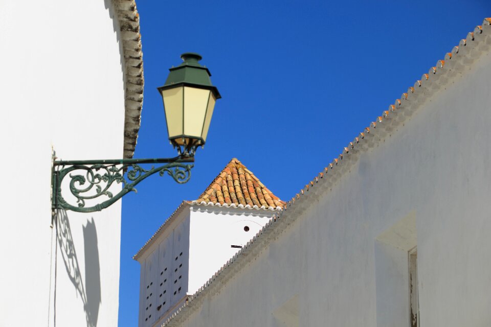 Streetlight old roof
