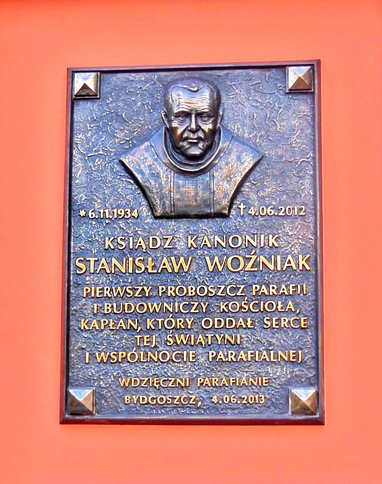Bdg WzgWoln kościółśwJadwigitablica 06-2013