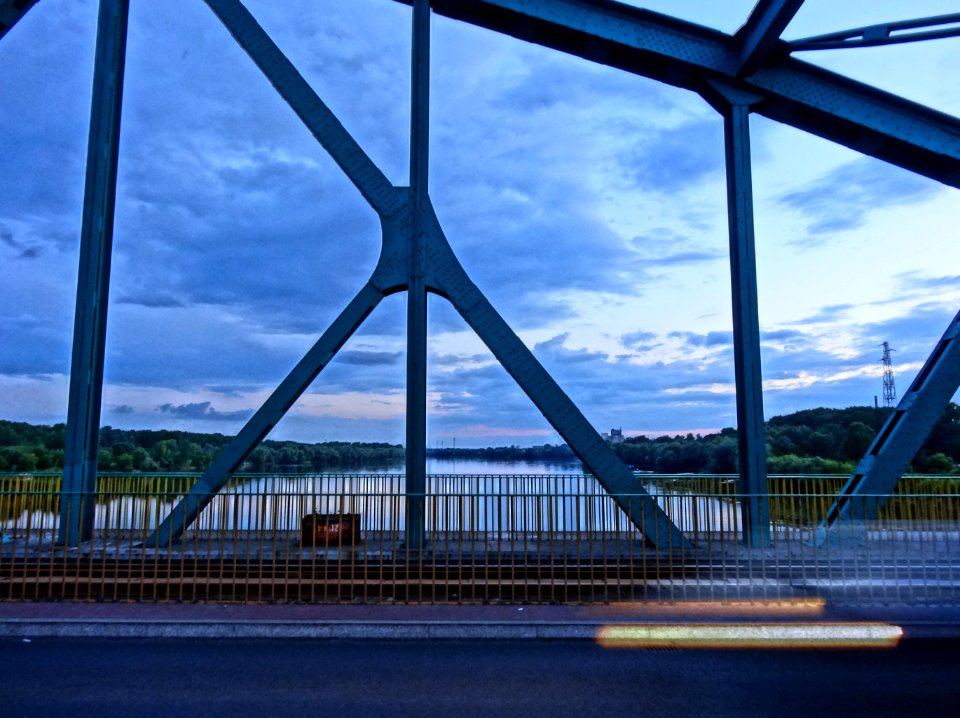 Bdg widokzmostuFord noc 5 07-2013