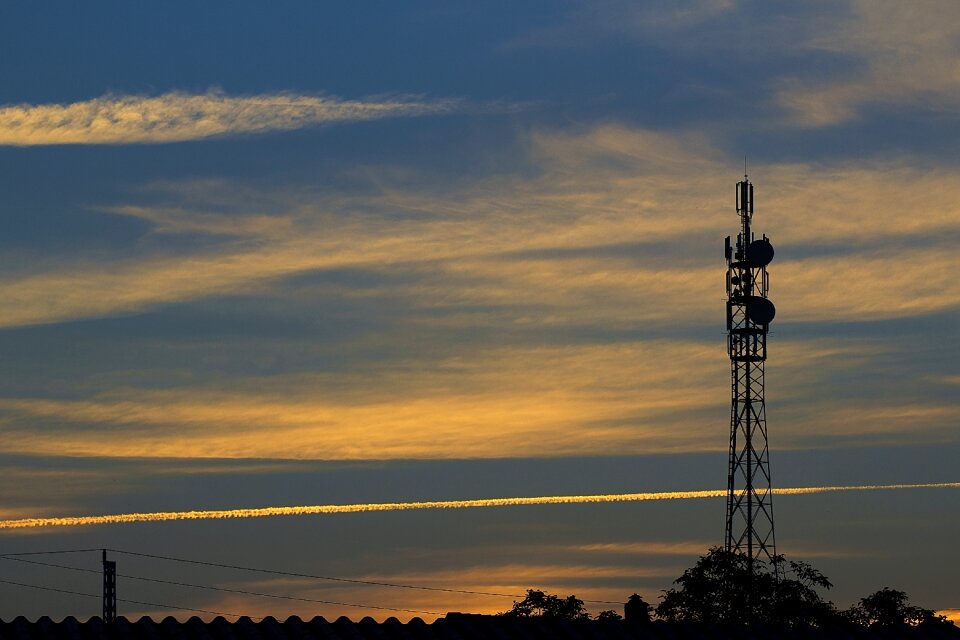 Television mast radio mast tower brace