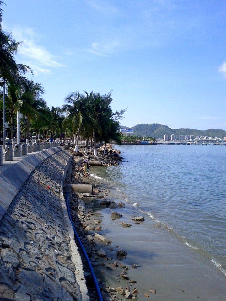 Beaches in Sanya, Hainan, China4