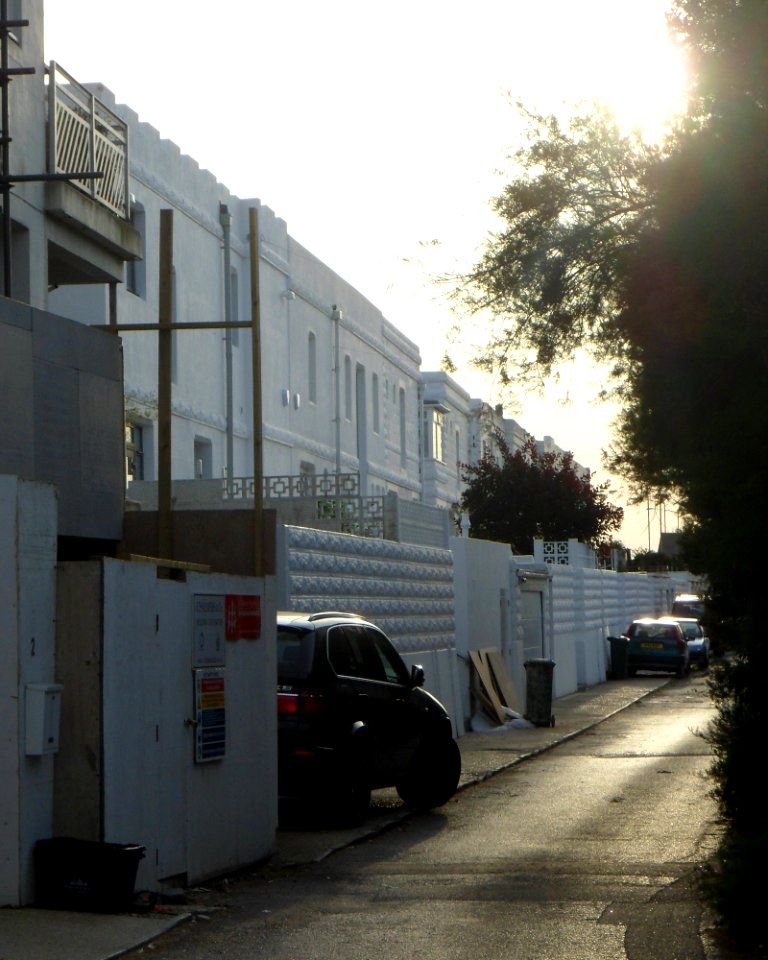 Beachfront Houses at 1–11 Western Esplanade, Hove (August 2013) (2)