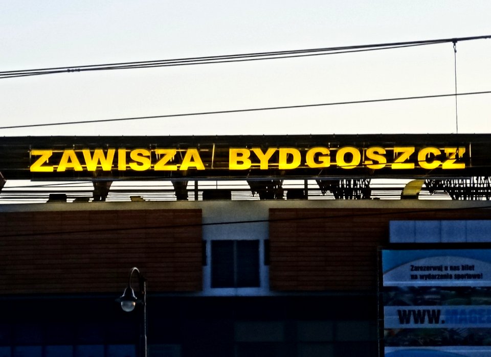 Bdg Zawisza front 1 07-2014