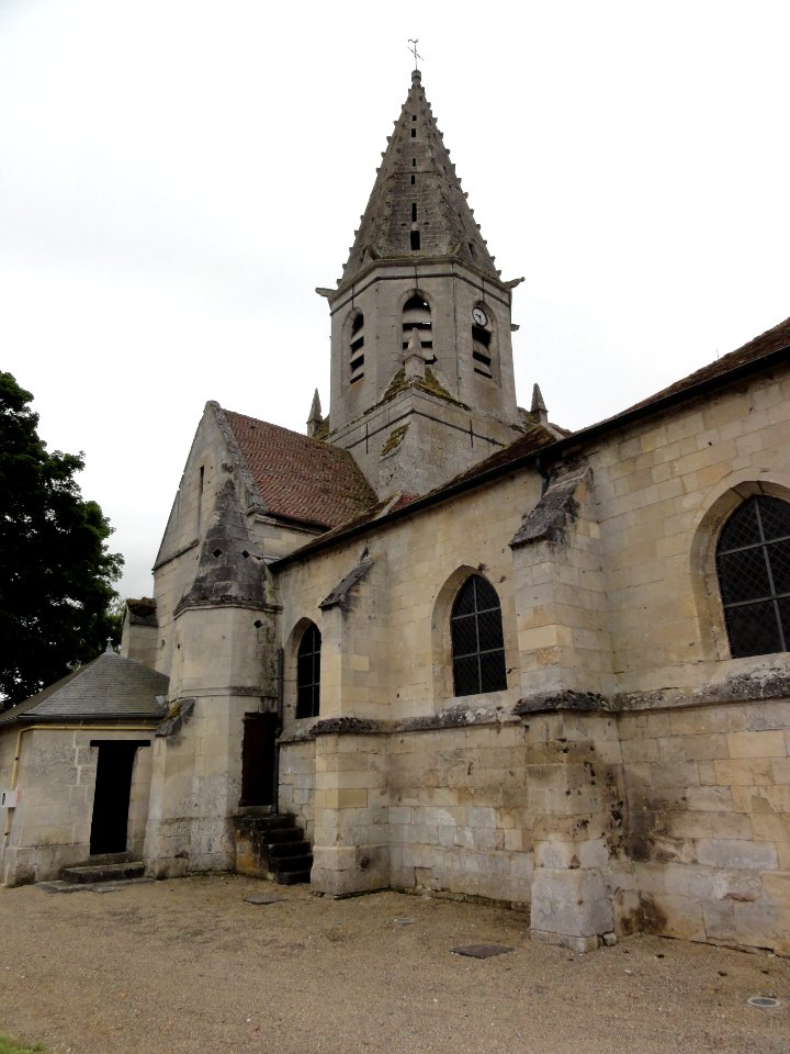 Belleu (Aisne) église (03)