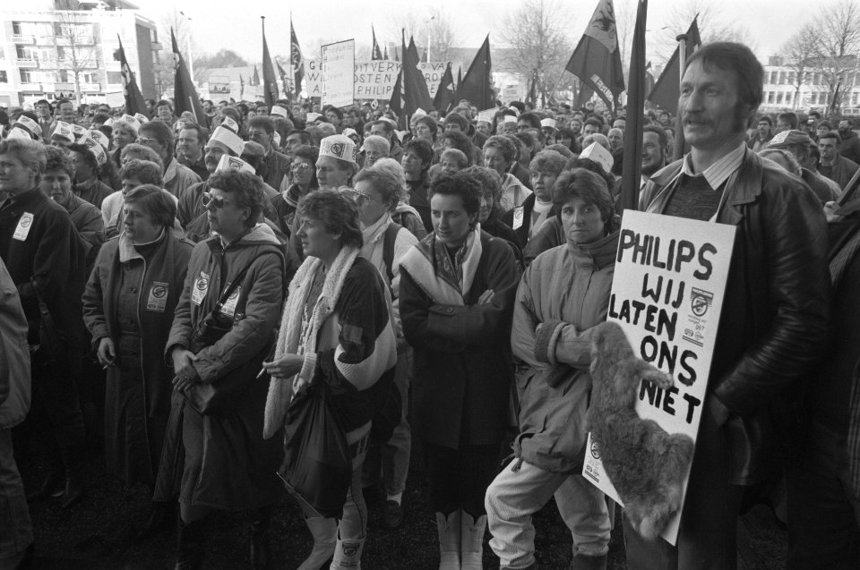 Belgische werknemers Philips (Leuven) demonstreren in Eindhoven, Bestanddeelnr 934-3737