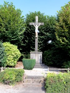 Bellenglise (Aisne) croix de chemin