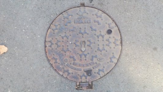Belgrade manhole cover 38