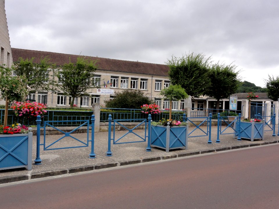 Belleu (Aisne) école Léo Lagrange