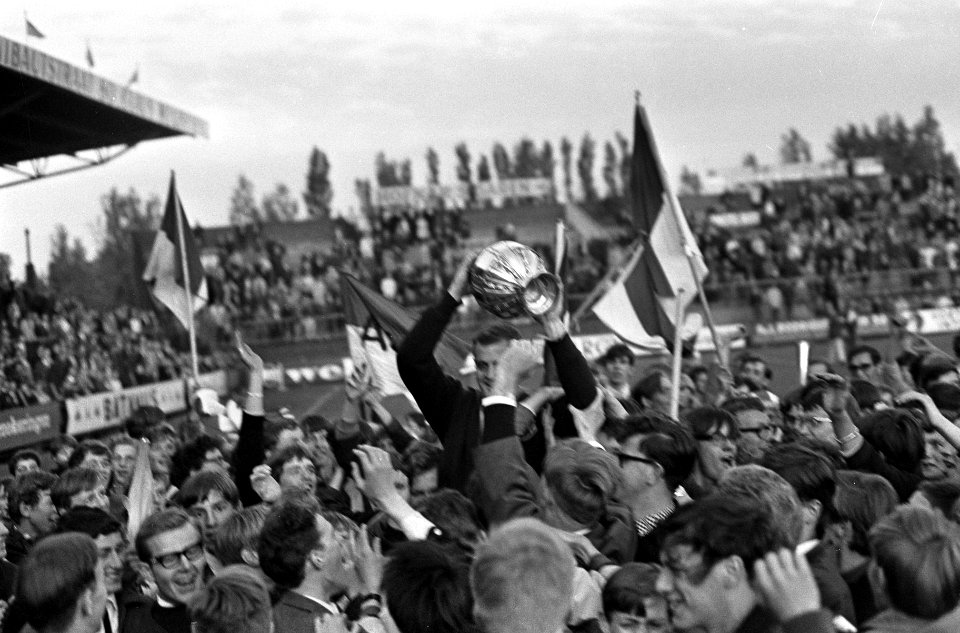 Bekerfinale Ajax tegen NAC 2-1, huldiging spelers, Bestanddeelnr 920-3909