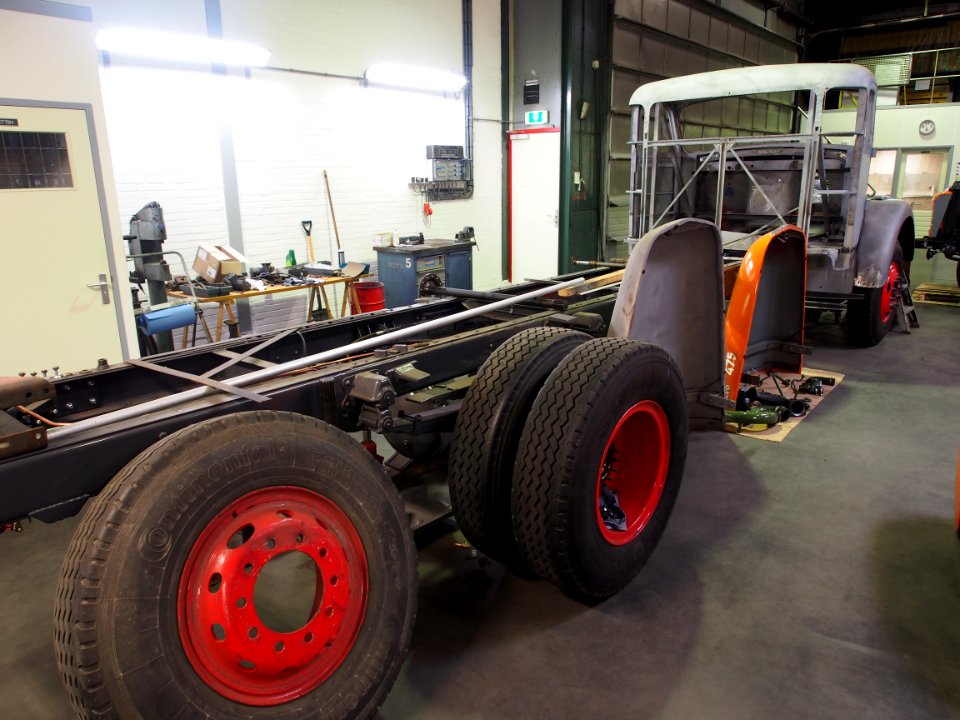 Being restored Volvo truck, pict1