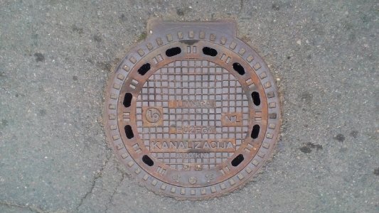Belgrade manhole cover 26