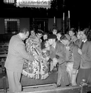 Belgische kinderen bezoeken synagoge Amsterdam, Bestanddeelnr 905-9019