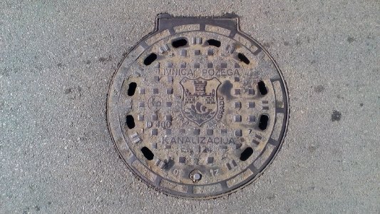 Belgrade manhole cover 28