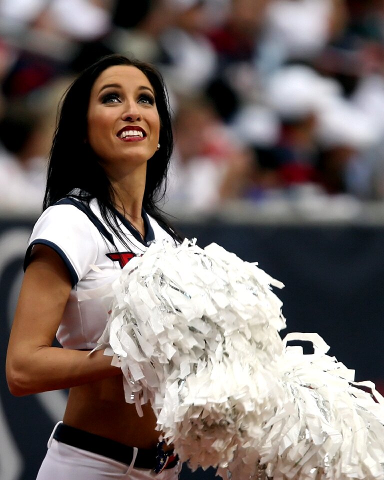 Sport pom poms female