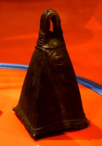 Bell, Benin - Glenbow Museum - DSC00207
