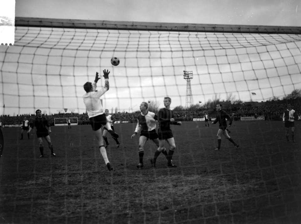 Bekervoetbal EDO tegen Feyenoord 1-3, spelmoment, Bestanddeelnr 917-2101