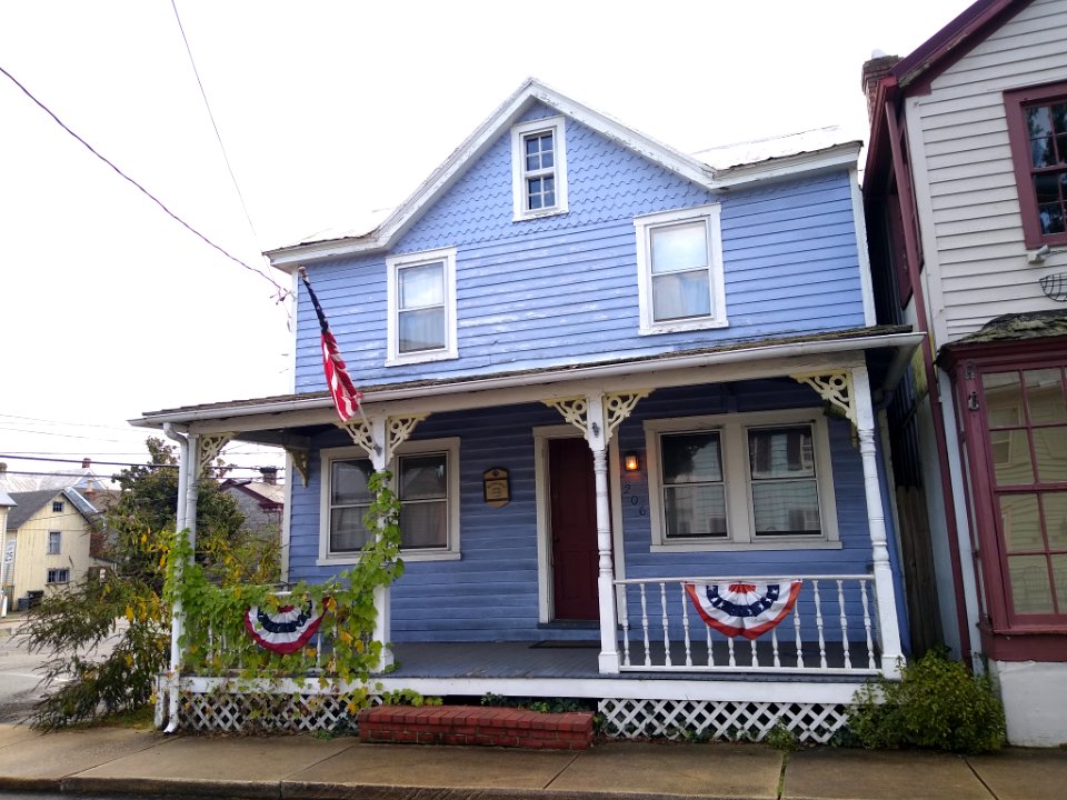 Beiswanger Henn House