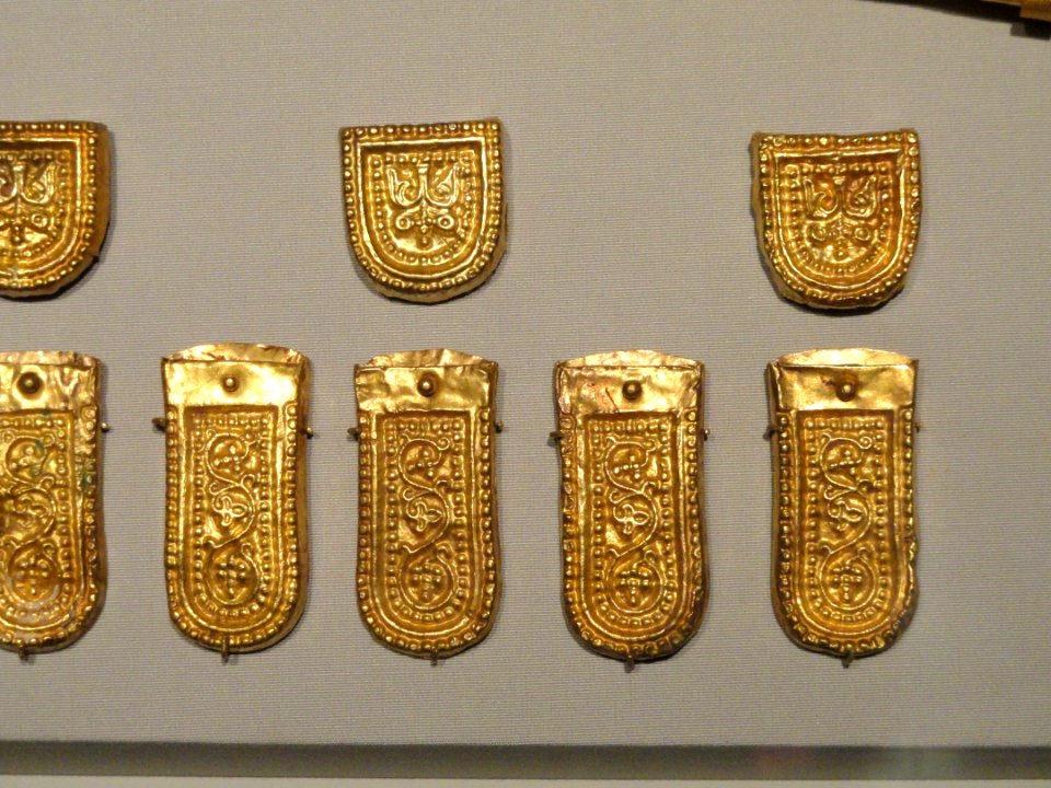 Belt buckle and lappet fittings, view 6, Iran, Sasanian period, 7th century AD, silver and gilt (buckle) and gold - Arthur M. Sackler Gallery - DSC05841