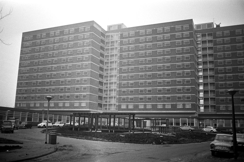 Bejaardencentrum Flevohuis Amsterdam bijna open, Flevohuis exterieur, Bestanddeelnr 925-1817