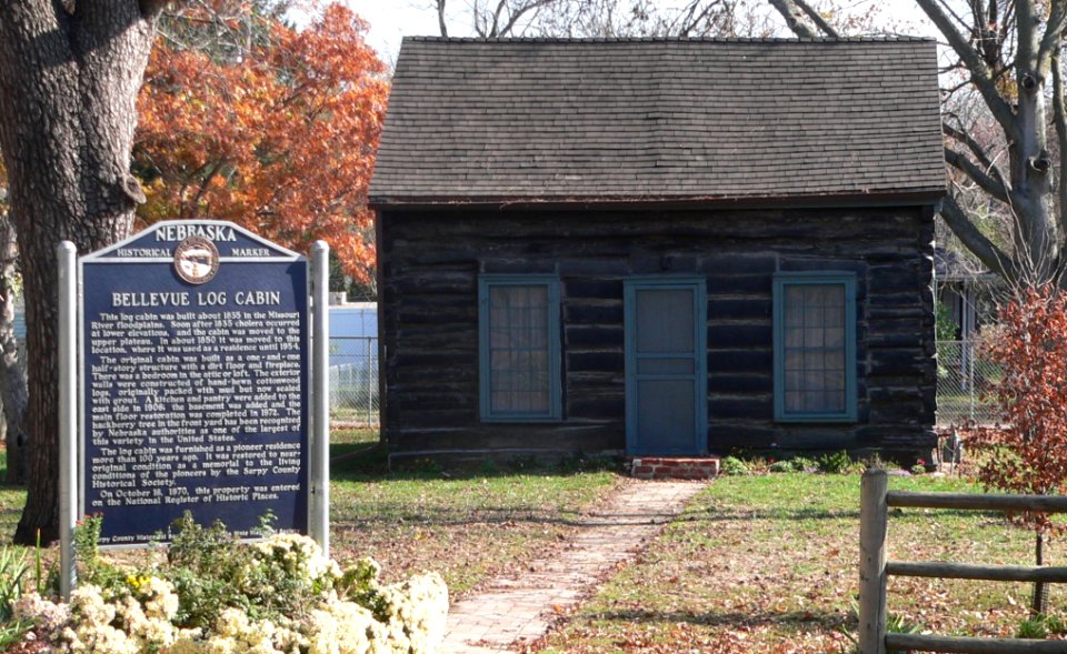 Bellevue, Nebraska log cabin from W 1