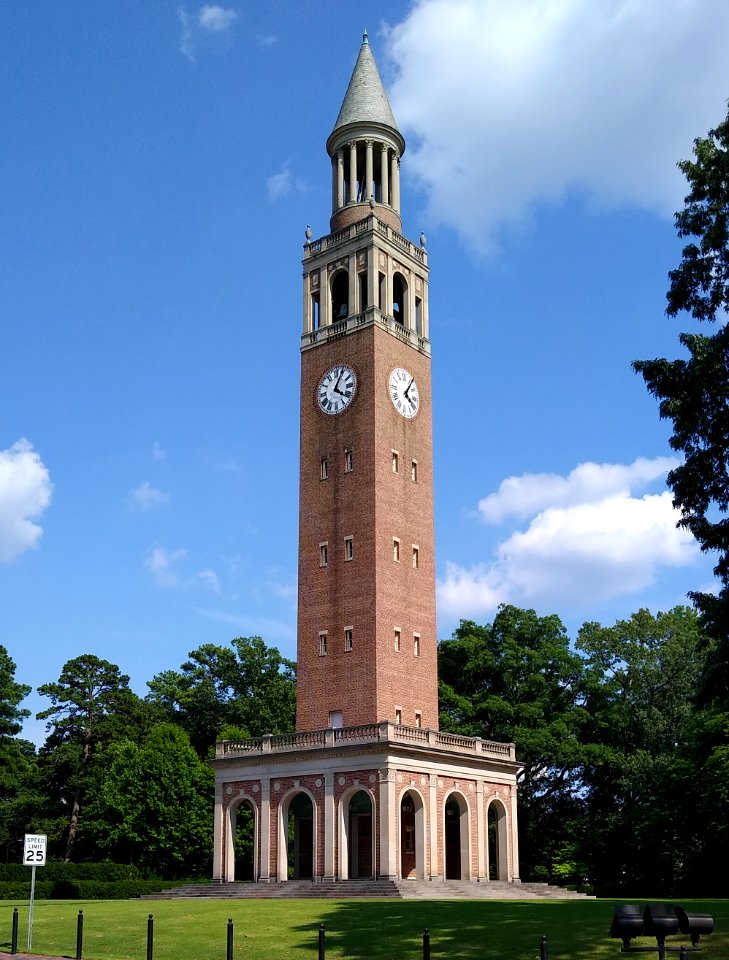 Bell tower in Chapel Hill (cropped)