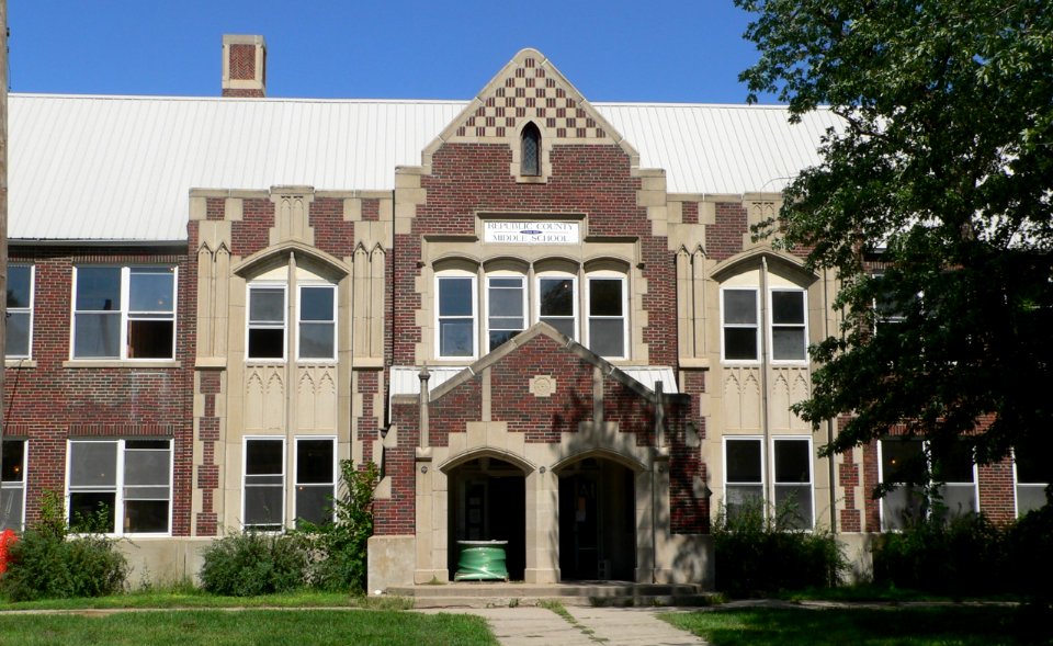 Belleville KS old high school S side 3