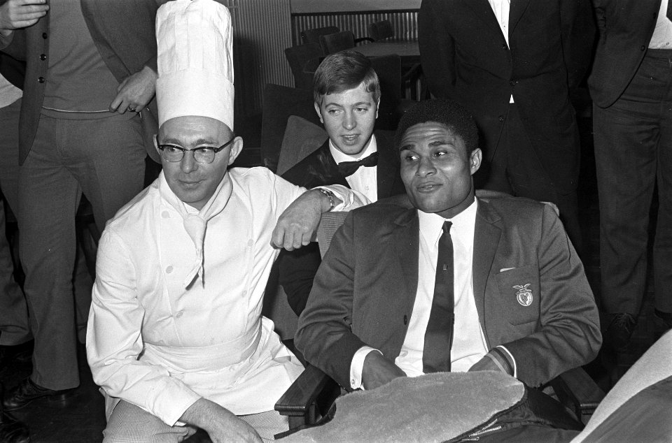 Benfica logeert in hotel Wageningse Berg te Wageningen. Eusébio, Bestanddeelnr 922-0874