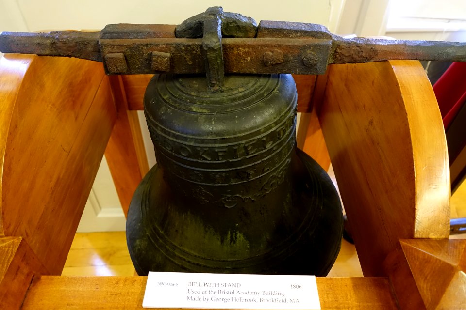 Bell with stand, made by George Holbrook, Brookfield MA, used at Bristol Academy Building, 1806 - Old Colony History Museum - Taunton, Massachusetts - DSC03897