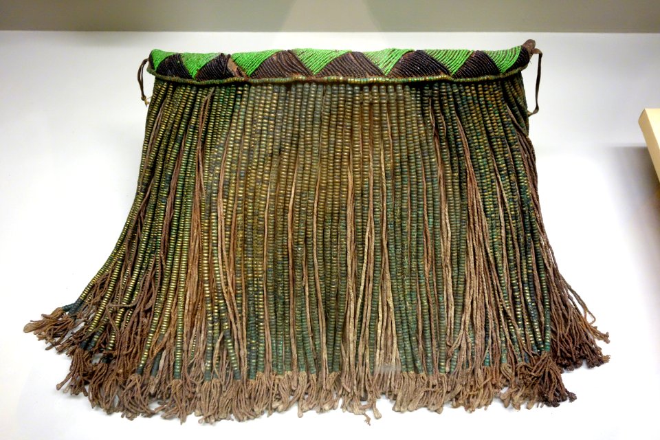 Belt, fringe, leath, beads - Zulu, Natal - Royal Museum for Central Africa - DSC07069