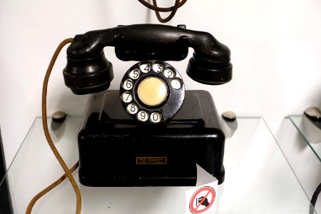 Bell Telephone Mfg. Company, Anvers, Belgique - Telephone Museum - Waltham, Massachusetts - DSC08161