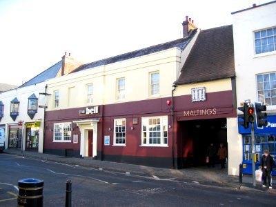 Bell-St-Albans-20031208-001