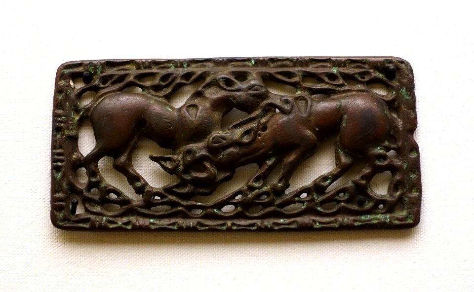 Belt plaque with horses in combat, Ordos region and western part of North China, 2nd century BC, bronze - Ethnological Museum, Berlin - DSC02171