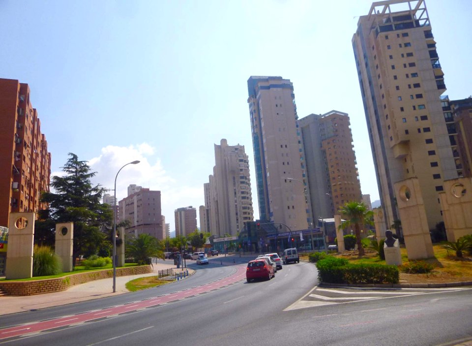 Benidorm - Avenida de la Comunidad Valenciana 1