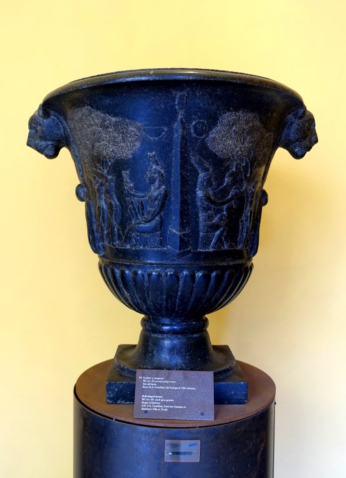 Bell-shaped krater, MC inv. 29, Roman, reign of Hadrian, granite - Musei Capitolini - Rome, Italy - DSC06195