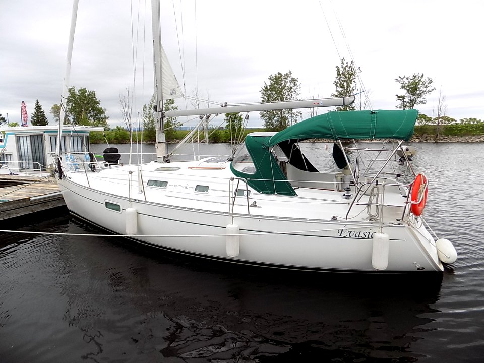 Beneteau Oceanis 321 sailboat Evasion 2682