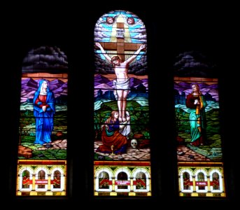 Beloit John the Baptist church Crucifixion window 1