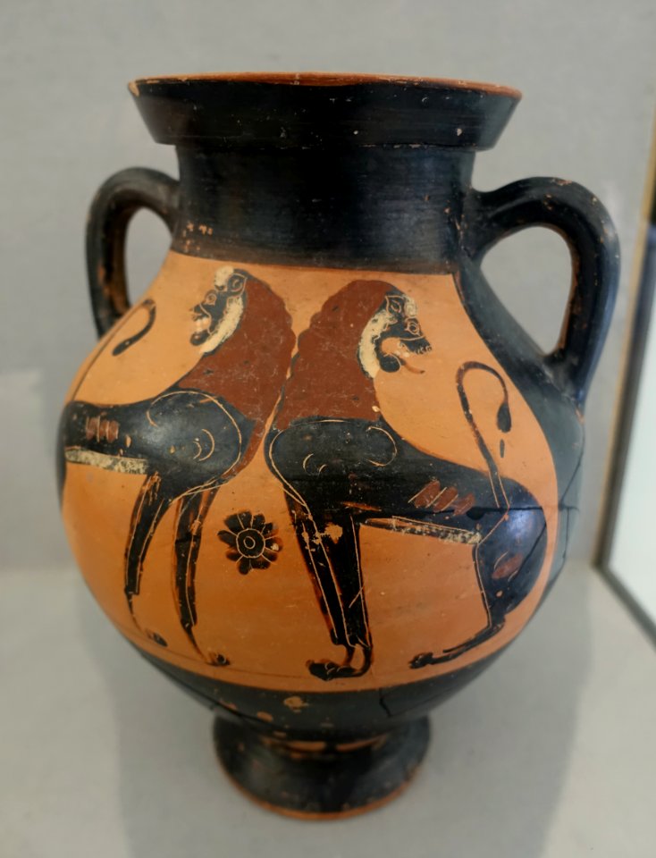 Belly amphora with two monumental lions, Attic, c. 560 BC, L 240 - Martin von Wagner Museum - Würzburg, Germany - DSC05434