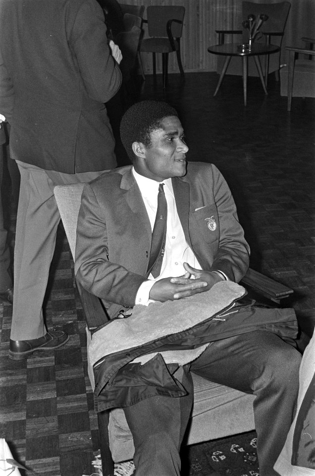 Benfica logeert in hotel Wageningse Berg te Wageningen. Eusébio, Bestanddeelnr 922-0873