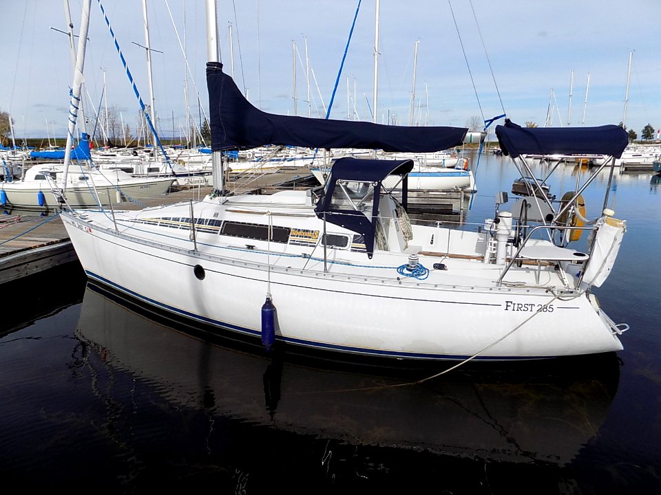 Beneteau First 285 sailboat 1729