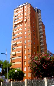 Benidorm - Edificio La Cigüeña